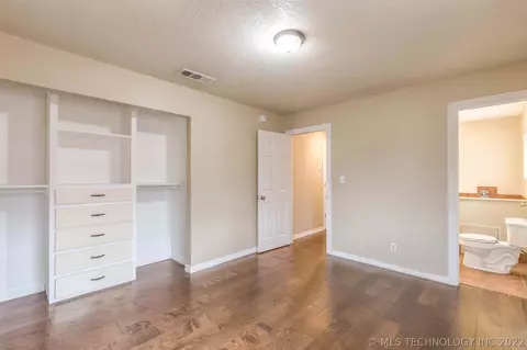 10932 E 4th St, Tulsa, OK 74128 photo 28