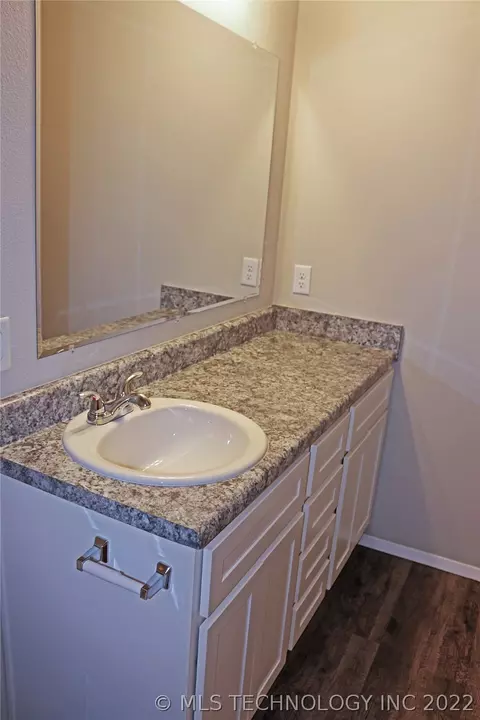 1236 E Richmond St, Broken Arrow, OK 74012 photo 6