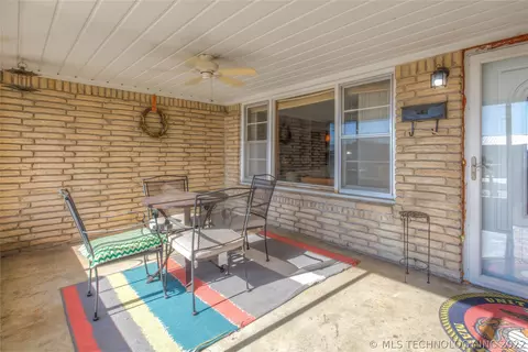 10919 E 5th St, Tulsa, OK 74128 photo 2