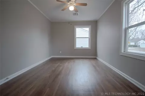 1373 E 45th Pl, Tulsa, OK 74105 photo 25