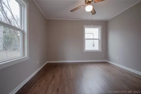 1373 E 45th Pl, Tulsa, OK 74105 photo 28