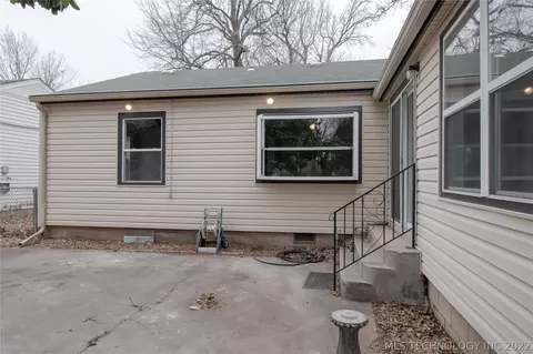 1373 E 45th Pl, Tulsa, OK 74105 photo 32