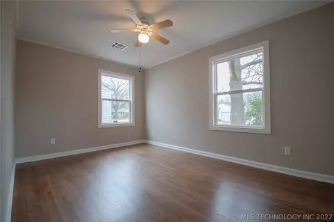 1373 E 45th Pl, Tulsa, OK 74105 photo 23