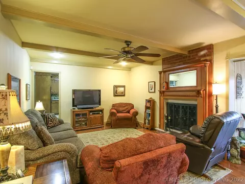 1769 E 57th St, Tulsa, OK 74105 photo 7