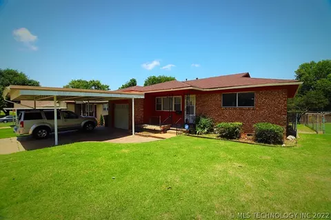 6537 E 8th St, Tulsa, OK 74112 photo 3
