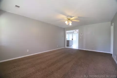 6537 E 8th St, Tulsa, OK 74112 photo 5