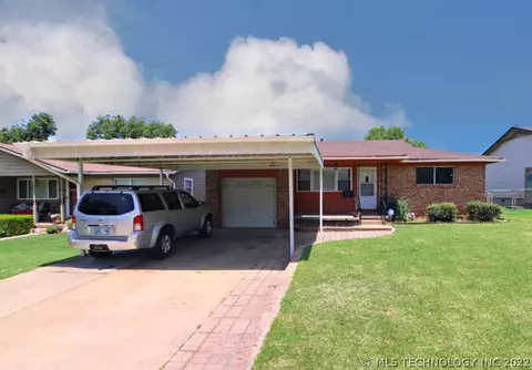 6537 E 8th St, Tulsa, OK 74112 photo 1