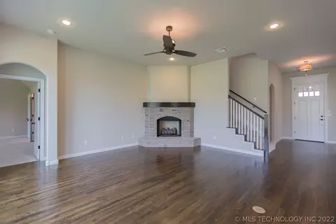 1504 E Roanoke St, Broken Arrow, OK 74014 photo 10
