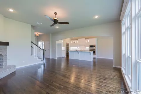 1504 E Roanoke St, Broken Arrow, OK 74014 photo 11