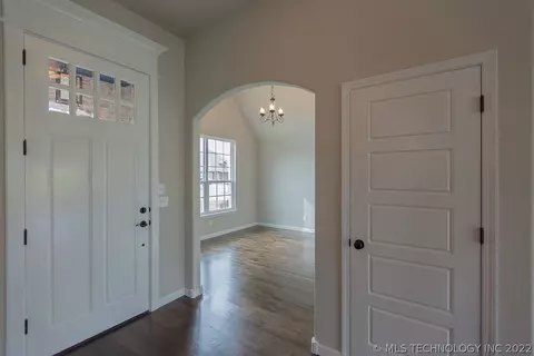 1504 E Roanoke St, Broken Arrow, OK 74014 photo 7