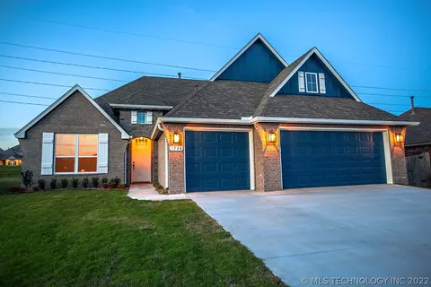 1504 E Roanoke St, Broken Arrow, OK 74014 photo 1