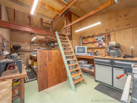 2976 E 45th Pl, Tulsa, OK 74105 photo 33