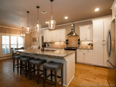 3226 E 34th St, Tulsa, OK 74105 photo 9