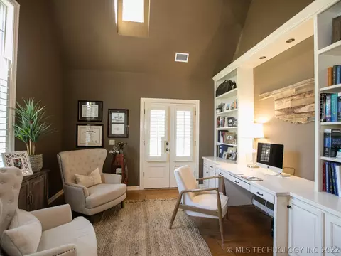 3226 E 34th St, Tulsa, OK 74105 photo 5