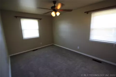 10909 E 3rd St, Tulsa, OK 74128 photo 6