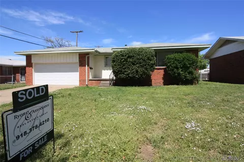 10909 E 3rd St, Tulsa, OK 74128 photo 1