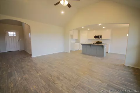 13330 E 43rd St, Tulsa, OK 74134 photo 6