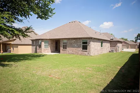 1210 E 133rd Pl, Glenpool, OK 74033 photo 30