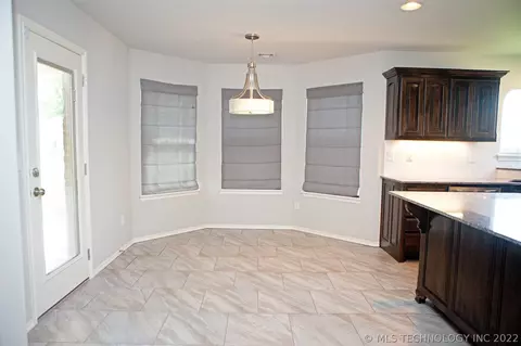 1210 E 133rd Pl, Glenpool, OK 74033 photo 17