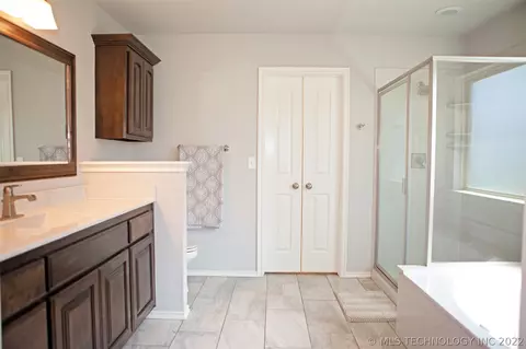1210 E 133rd Pl, Glenpool, OK 74033 photo 21