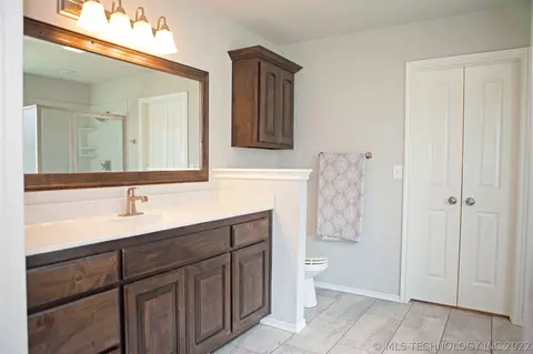1210 E 133rd Pl, Glenpool, OK 74033 photo 22