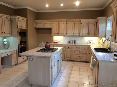 5712 E 79th St, Tulsa, OK 74136 photo 11