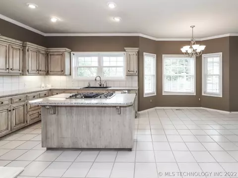 5712 E 79th St, Tulsa, OK 74136 photo 14