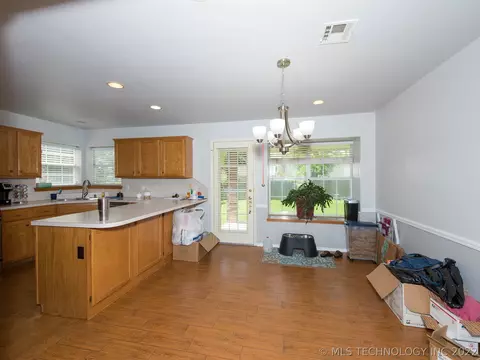 9310 E 96th St, Tulsa, OK 74133 photo 6