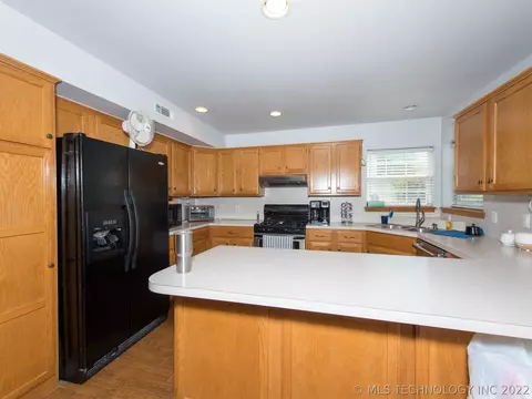 9310 E 96th St, Tulsa, OK 74133 photo 8