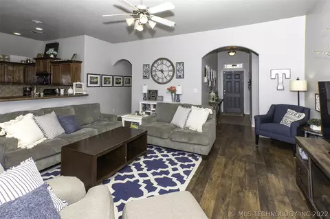 21529 E 39th Pl S, Broken Arrow, OK 74014 photo 5