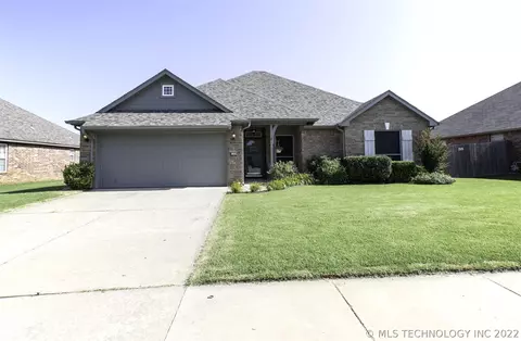 21529 E 39th Pl S, Broken Arrow, OK 74014 photo 1