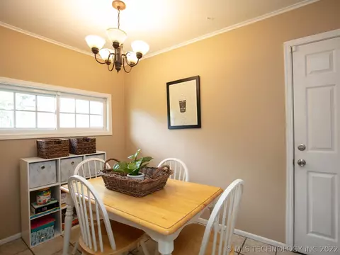 1568 E 59th Pl, Tulsa, OK 74105 photo 18