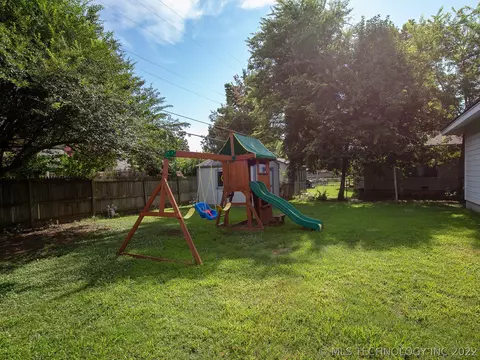 1568 E 59th Pl, Tulsa, OK 74105 photo 32