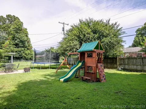 1568 E 59th Pl, Tulsa, OK 74105 photo 33