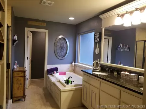 1641 E Boston Ct, Broken Arrow, OK 74012 photo 11