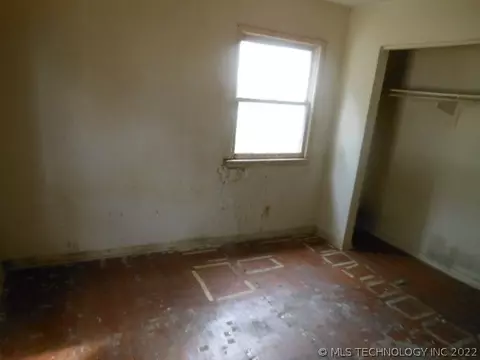4236 E Young Pl, Tulsa, OK 74115 photo 9