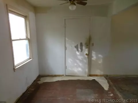 4236 E Young Pl, Tulsa, OK 74115 photo 6