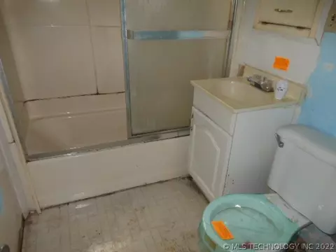 4236 E Young Pl, Tulsa, OK 74115 photo 8
