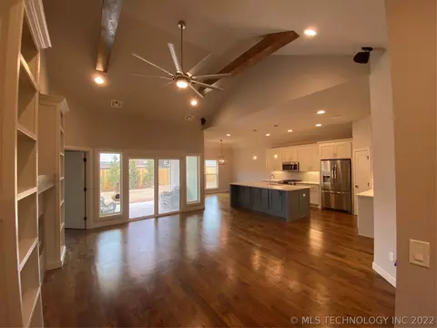 1715 E 57th Pl, Tulsa, OK 74105 photo 24