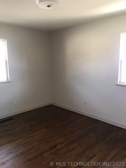 1215 E 9th St, Cushing, OK 74023 photo 13