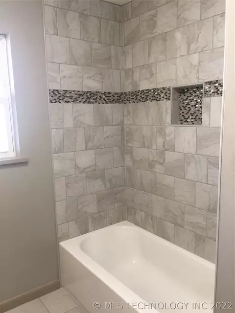 1215 E 9th St, Cushing, OK 74023 photo 12
