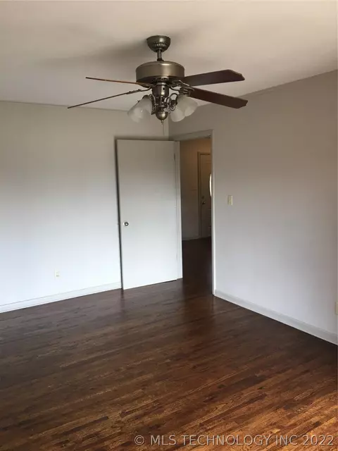 1215 E 9th St, Cushing, OK 74023 photo 10