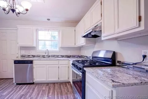3501 E 27th Pl, Tulsa, OK 74114 photo 3
