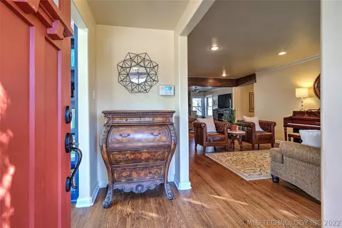 2661 E 33rd Pl, Tulsa, OK 74105 photo 7