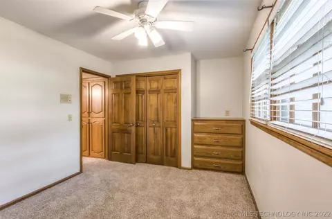 6914 E 64th Pl, Tulsa, OK 74133 photo 24