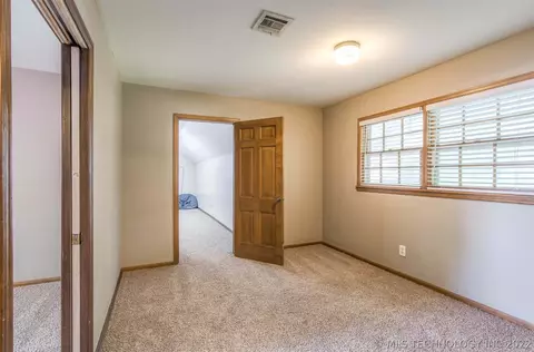6914 E 64th Pl, Tulsa, OK 74133 photo 27
