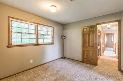 6914 E 64th Pl, Tulsa, OK 74133 photo 28