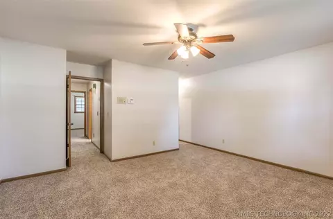 6914 E 64th Pl, Tulsa, OK 74133 photo 20