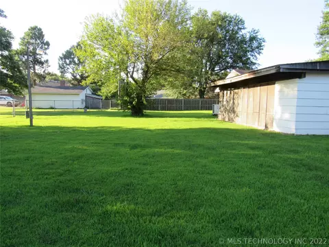 111 Circle Dr, Checotah, OK 74426 photo 35