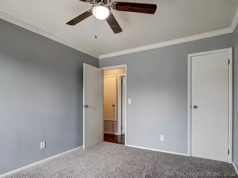 8919 E 47th St, Tulsa, OK 74145 photo 17